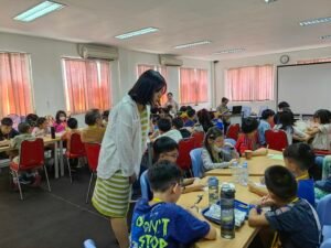 Holiday Camp-24 03