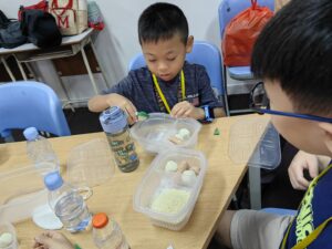 Holiday Camp-24 04