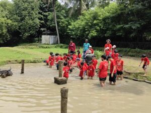 Holiday Camp-24 52